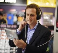 Music chain HMV heads for the knacker's yard as Christmas sales slump