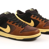 Nike enrages Irish with St Patrick's Day 'black and tan' sports shoes howler 