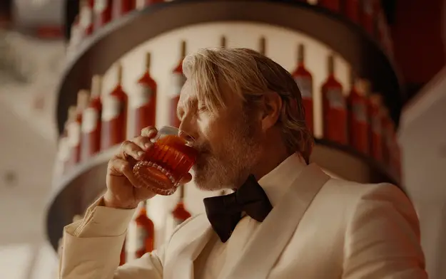 Mikkelsen pours a traditional AKQA cocktail