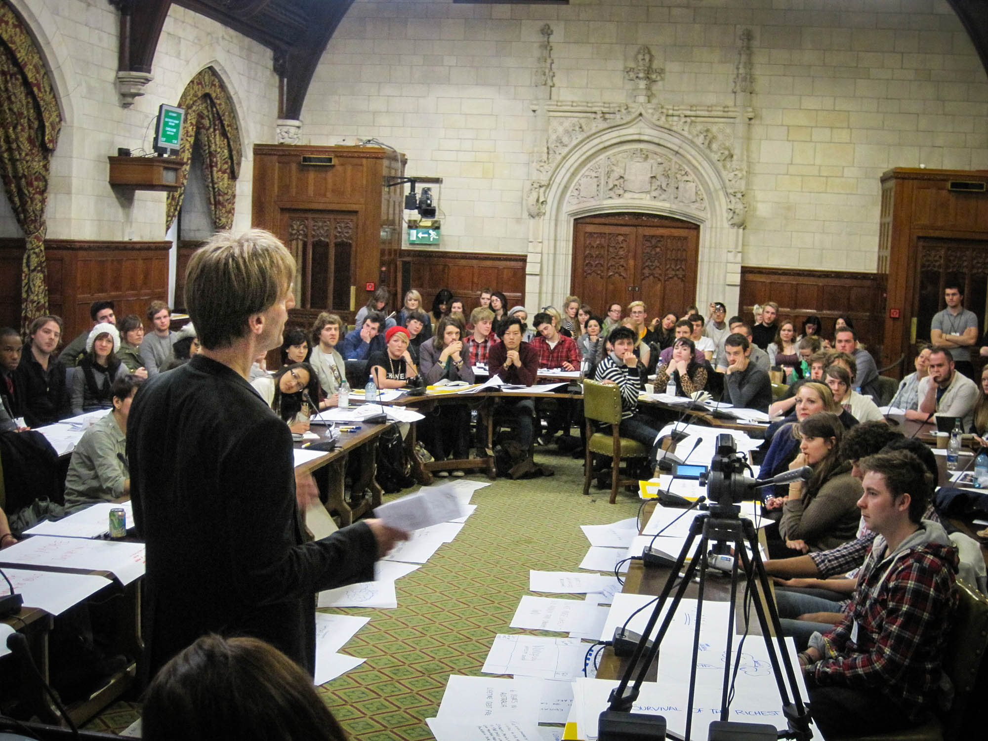Graham Fink’s TheArtSchool for young creatives returns